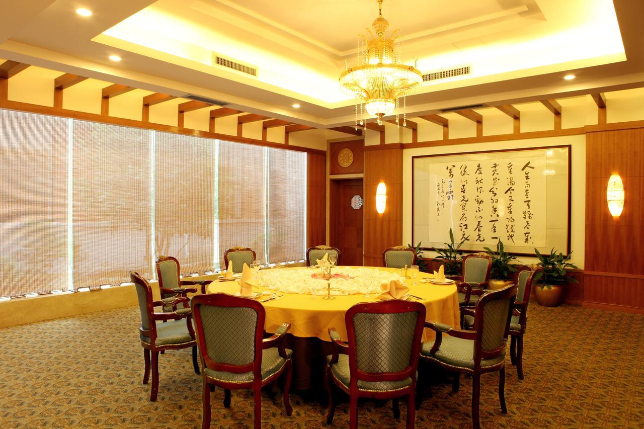 Ming Yuan Hotel Nanning Exteriör bild